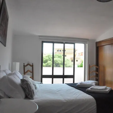 Manelisa Bed & Breakfast 2*