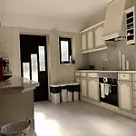 Manelisa קסקאיס