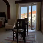 לינה וארוחת בוקר Manelisa קסקאיס