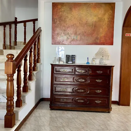 ベッド・アンド・ブレックファスト Manelisa 2*