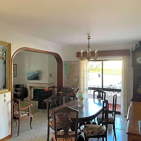 Manelisa Bed & Breakfast