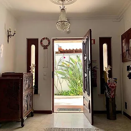 Manelisa Bed & Breakfast