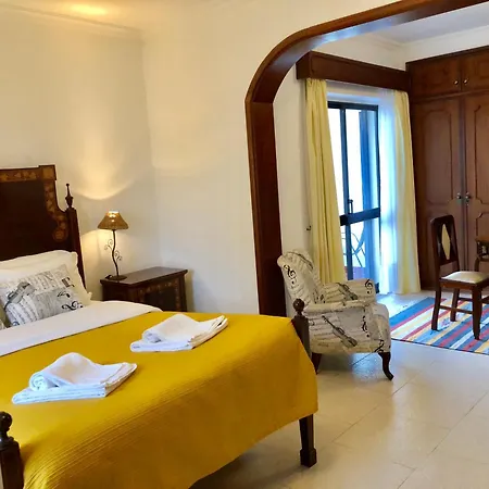 Manelisa Bed & Breakfast 2*
