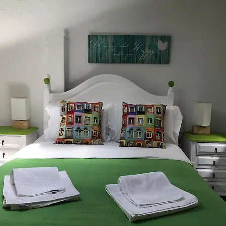 Manelisa Bed & Breakfast